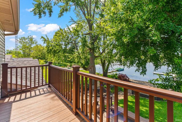 2624 E Stalf Road, Columbia City, IN 46725