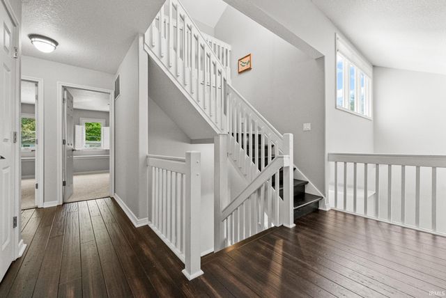 2624 E Stalf Road, Columbia City, IN 46725