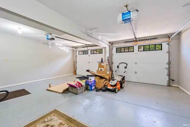 2624 E Stalf Road, Columbia City, IN 46725