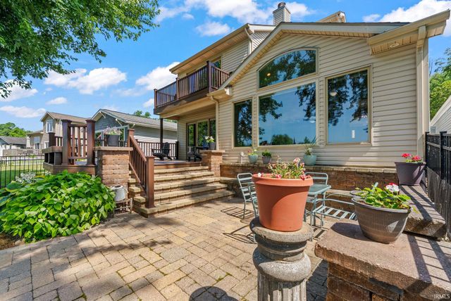 2624 E Stalf Road, Columbia City, IN 46725