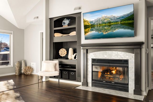 2624 E Stalf Road, Columbia City, IN 46725