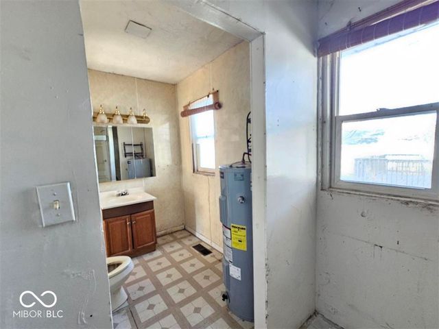 1819 S Main Street, New Castle, IN 47362