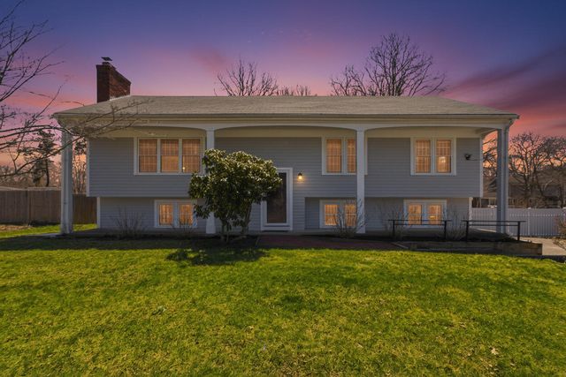 147 Bristol Avenue, Hyannis, MA 02601