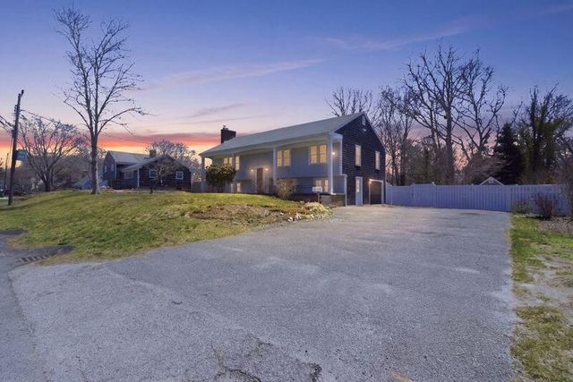 147 Bristol Avenue, Hyannis, MA 02601