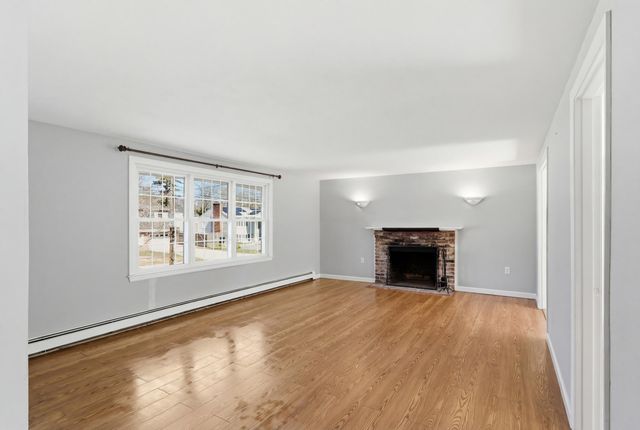 147 Bristol Avenue, Hyannis, MA 02601