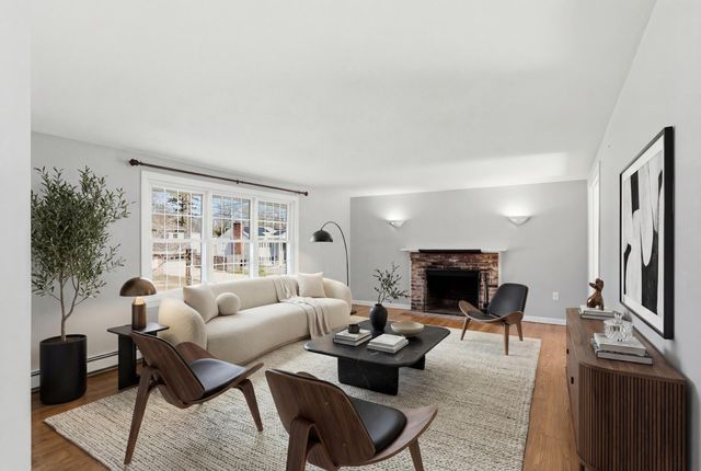 147 Bristol Avenue, Hyannis, MA 02601