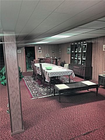 9 Iland Drive, Gates, NY 14624