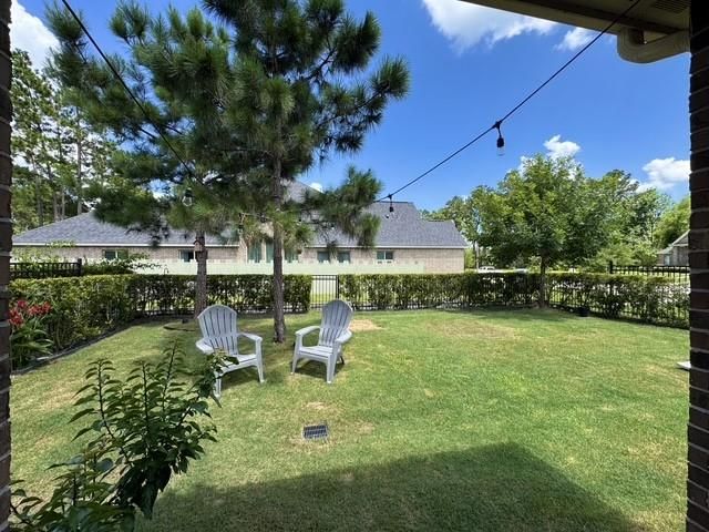 16451 Rosary Pea Place, Conroe, TX 77385