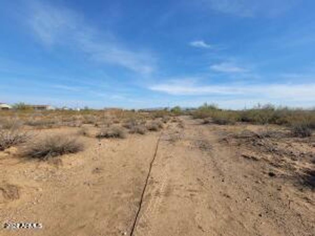 000 N 223rd Avenue 1, Wittmann, AZ 85361 — exterior