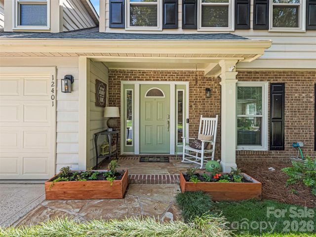 12401 Bentcreek Lane, Matthews, NC 28105