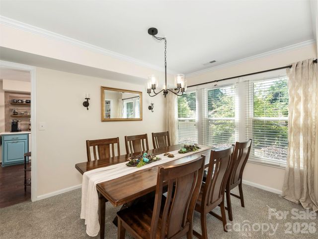 12401 Bentcreek Lane, Matthews, NC 28105