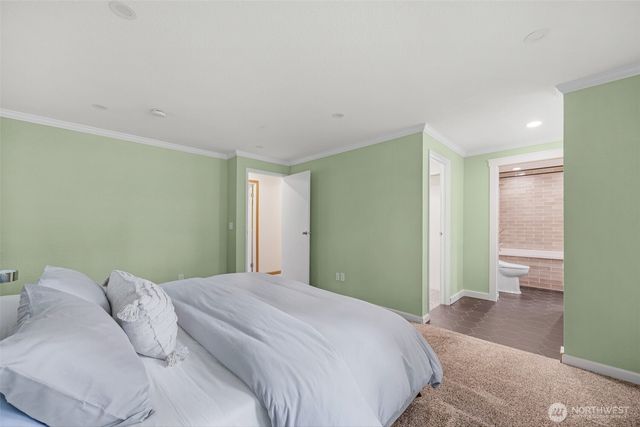 28622 183rd Court SE, Kent, WA 98042
