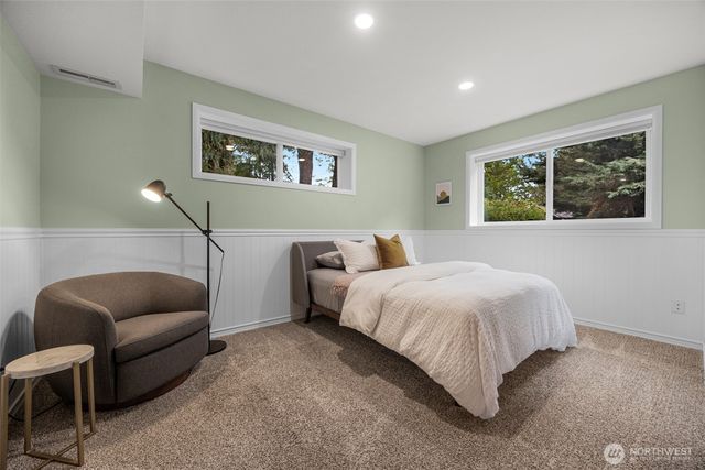 28622 183rd Court SE, Kent, WA 98042