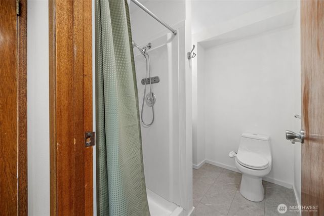 28622 183rd Court SE, Kent, WA 98042