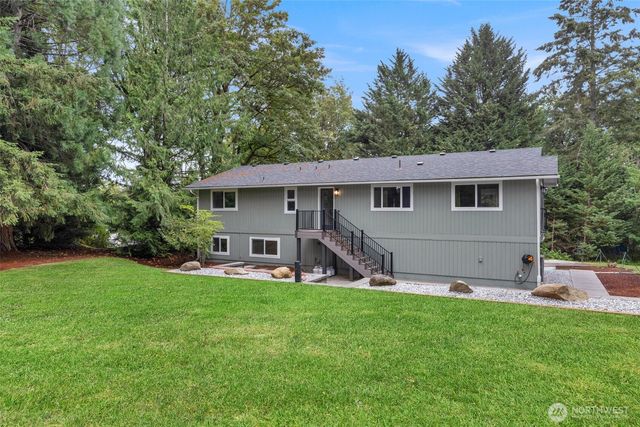 28622 183rd Court SE, Kent, WA 98042