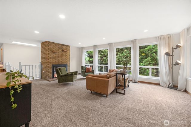 28622 183rd Court SE, Kent, WA 98042