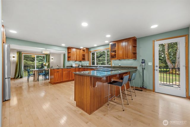 28622 183rd Court SE, Kent, WA 98042