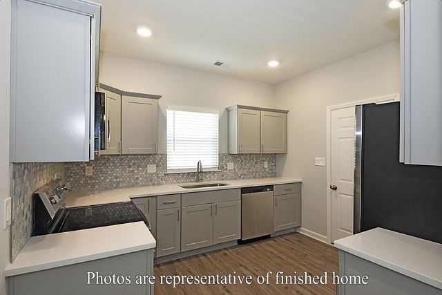 3433 Littlefield Way, Greensboro, NC 27405