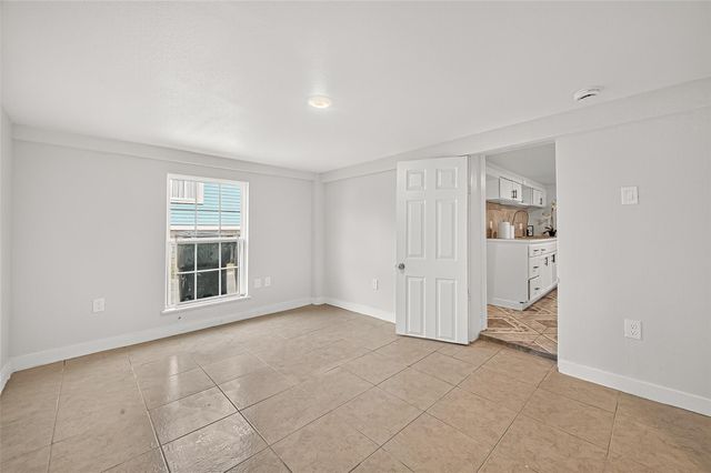 1814 33rd Street, Galveston, TX 77550