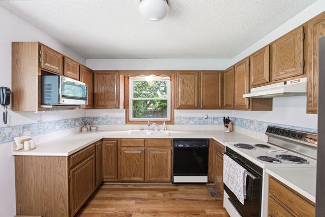 411 N Judith Cir, Wichita, KS 67212