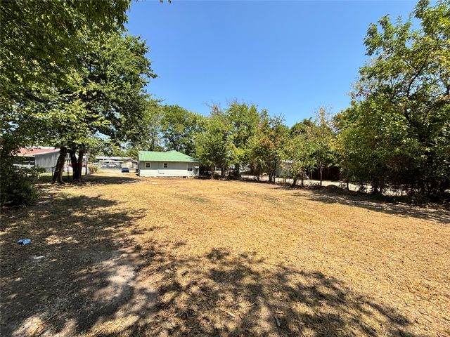 5524 E Tecumseh Street, Tulsa, OK 74115
