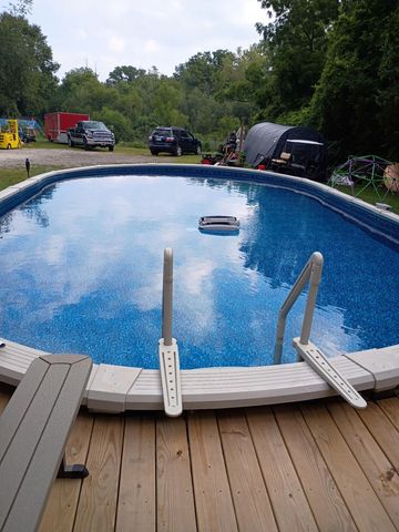 214 Woodlawn Avenue, Chesterton, IN 46304