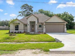 3207 Ave I, Bay City, TX 77414