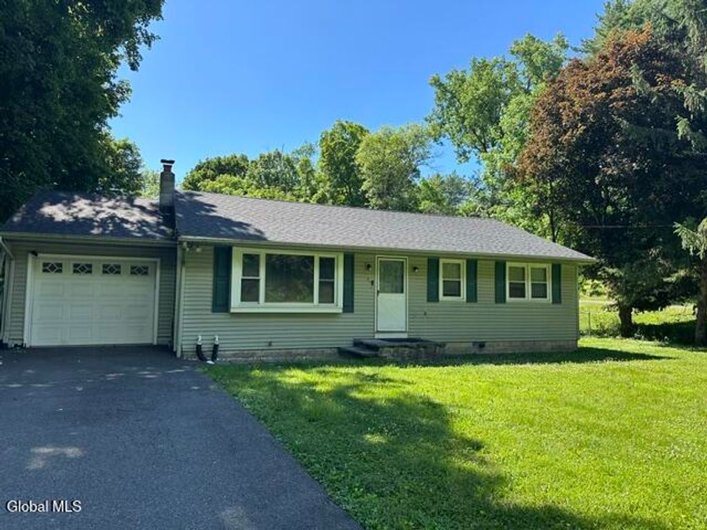 571 Route 81, Coxsackie, NY 12042