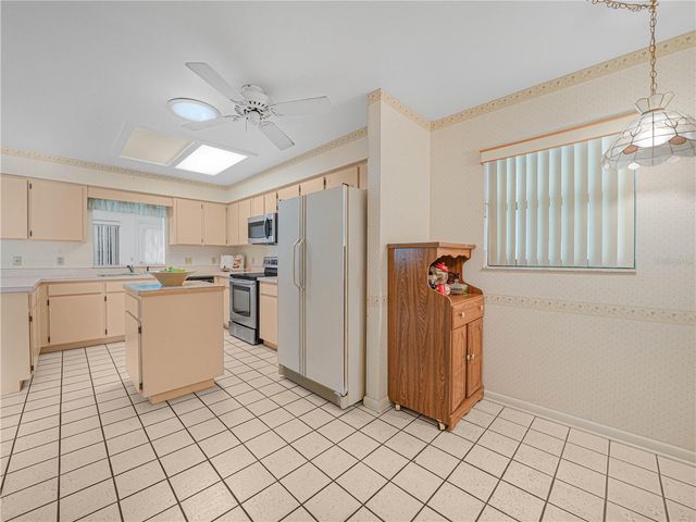 3118 PRAIRIE DUNES CIRCLE W, Lakeland, FL 33810