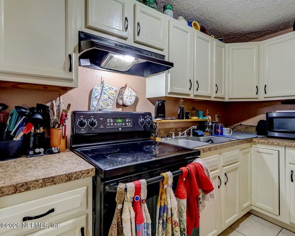 4420 SPOTTSWOOD Road N, Jacksonville, FL 32208