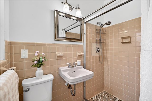 3409 E GRANT AVENUE, Orlando, FL 32806