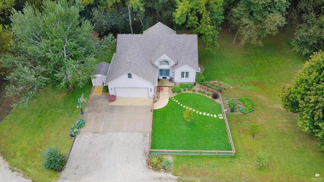 4320 Rebecca Lane, Wamego, KS 66547