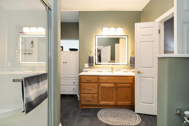 4320 Rebecca Lane, Wamego, KS 66547