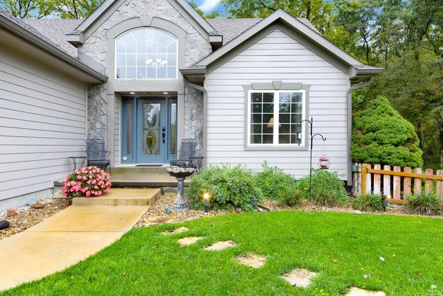 4320 Rebecca Lane, Wamego, KS 66547