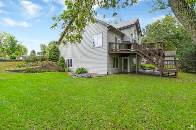 4320 Rebecca Lane, Wamego, KS 66547