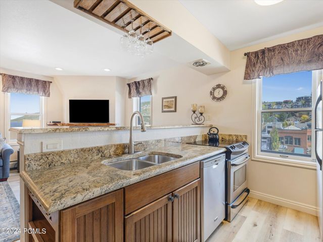 424 Park Avenue D, Park City, UT 84060