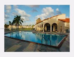 8713 SW 5th St 103, Pembroke Pines, FL 33025