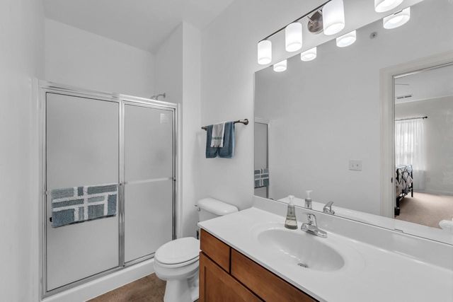 2515 Colonial Woods DRIVE, Oak Creek, WI 53154