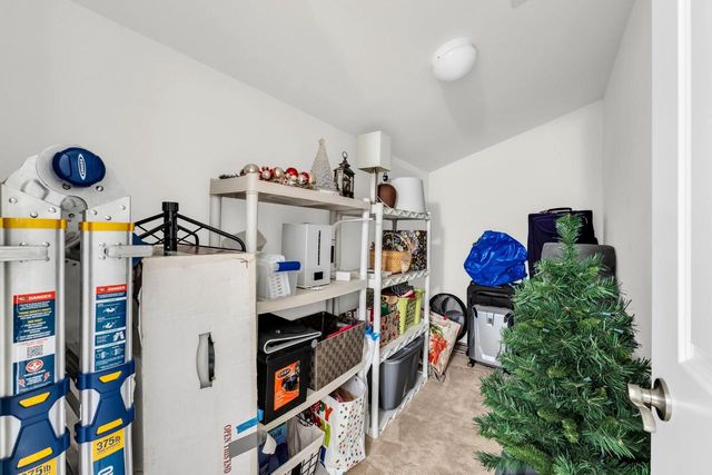 2515 Colonial Woods DRIVE, Oak Creek, WI 53154
