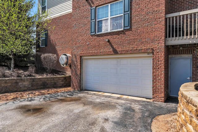 2515 Colonial Woods DRIVE, Oak Creek, WI 53154