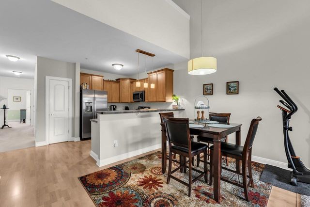 2515 Colonial Woods DRIVE, Oak Creek, WI 53154