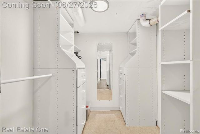 9900 Brookfield Street, Livonia, MI 48150
