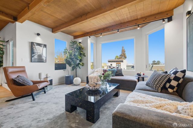 252 Sanchez Street A, San Francisco, CA 94114