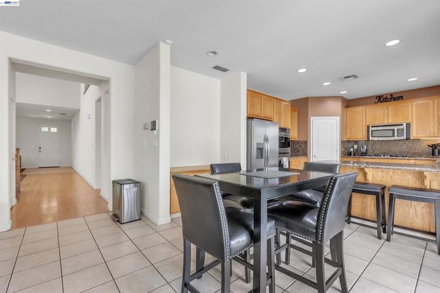 2076 Catalpa Way, Antioch, CA 94509