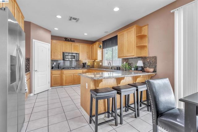 2076 Catalpa Way, Antioch, CA 94509
