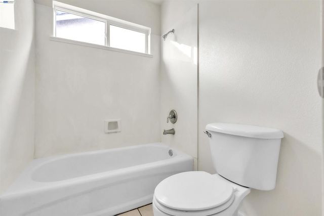 2076 Catalpa Way, Antioch, CA 94509