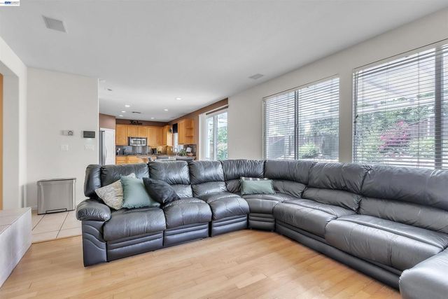 2076 Catalpa Way, Antioch, CA 94509