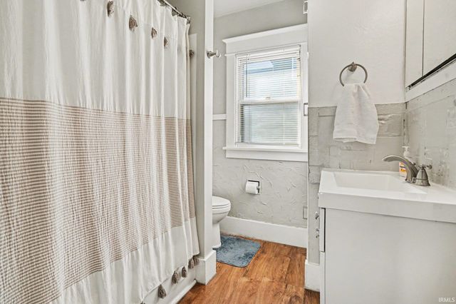 116 W 10Th Street, Mishawaka, IN 46544