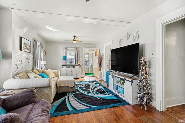 116 W 10Th Street, Mishawaka, IN 46544