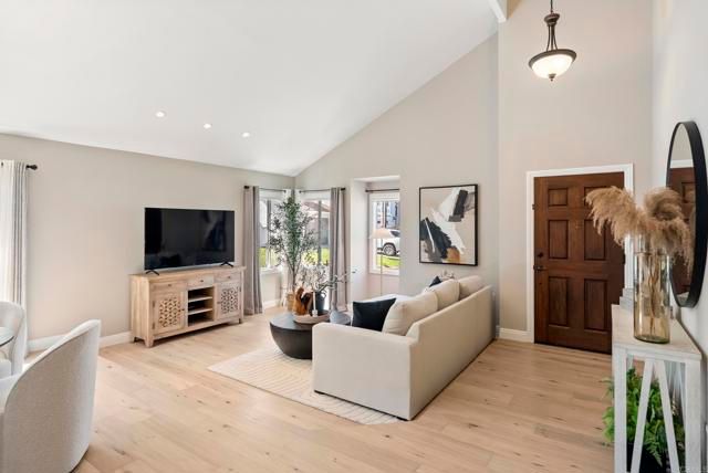 6430 LA VANCO CT, Carlsbad, CA 92009